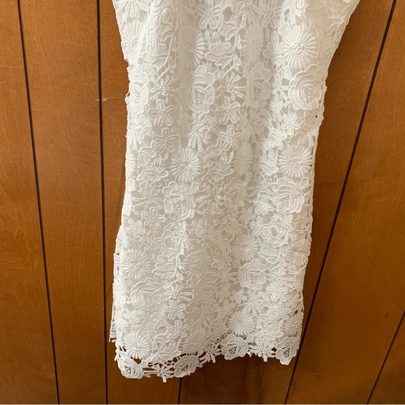 NWT Lulu’s white lace floral mini dress size small - Picture 3 of 11